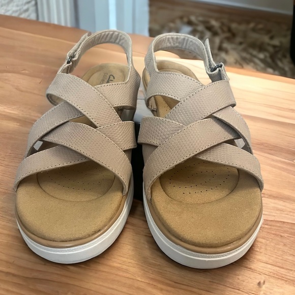 Clark’s Jillian Spring Sandals Slingback adjustable Size 12 M Tan Sand Sable - Picture 10 of 11
